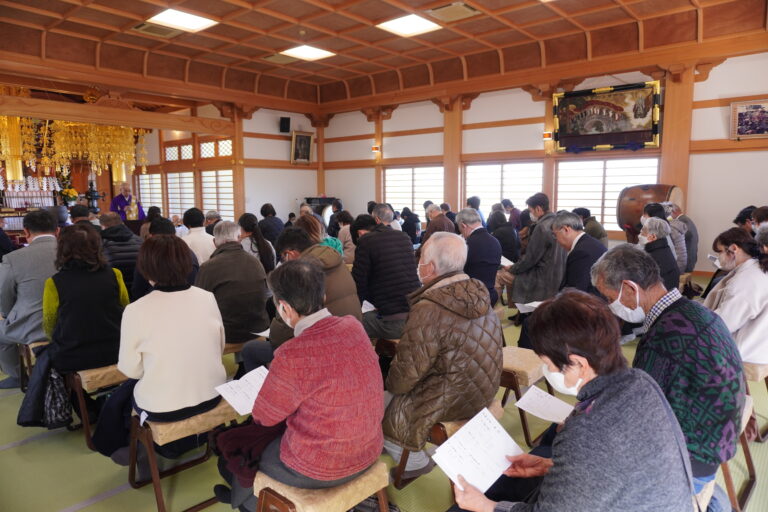 Read more about the article １月１日～３日新春初祈祷（初詣）が行われました。