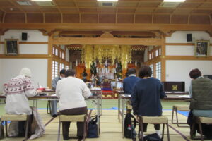 １月１２日・２６日妙見宮にて書道教室が開催されました。２月は９日、２３日です