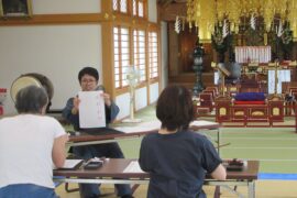 9月14日妙見宮にて書道教室が開催されました。次回は23日です。