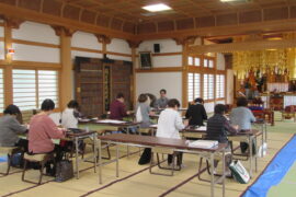 11月2日　妙見宮にて書道教室が開催されました。次回は16日です。