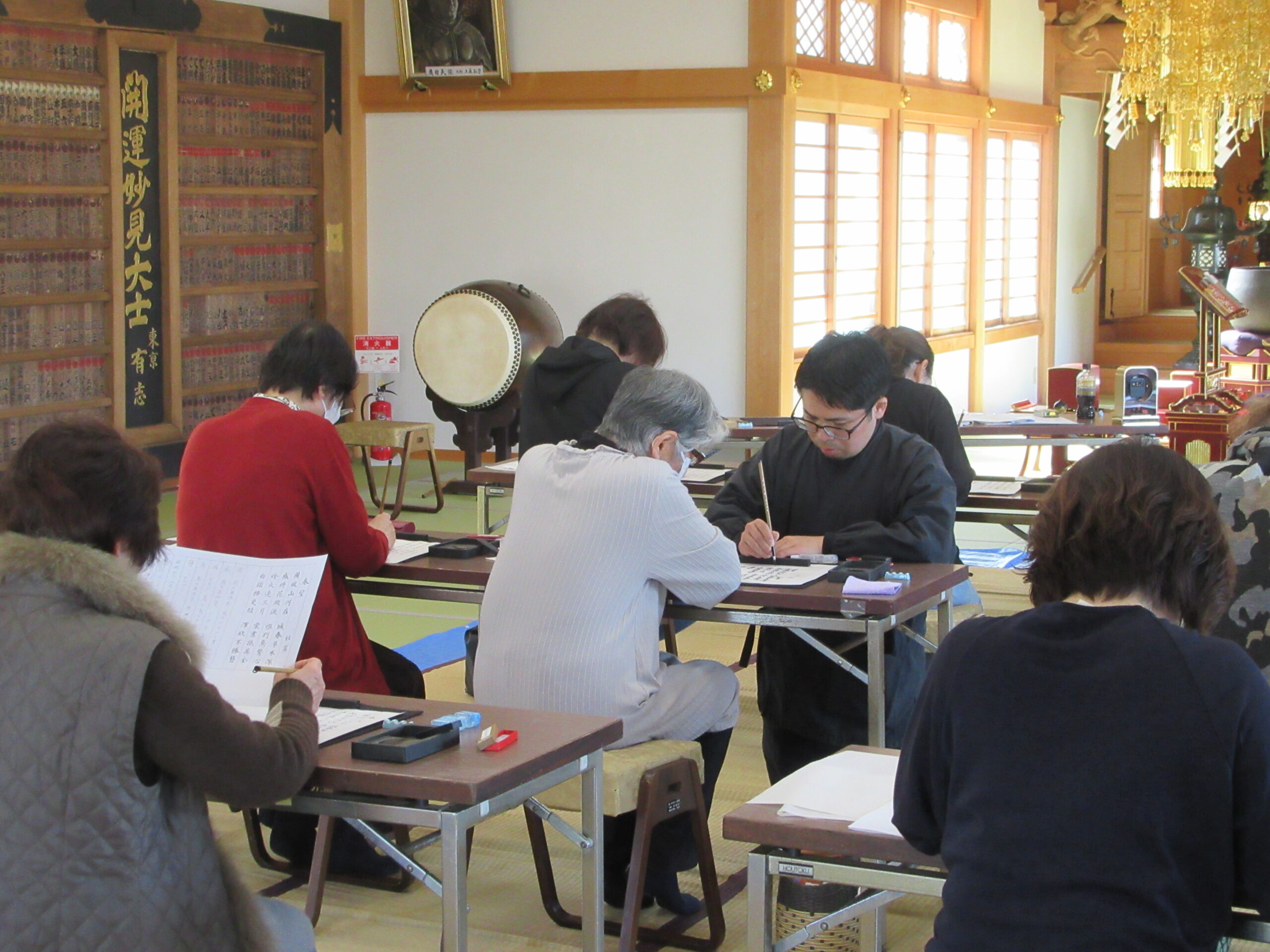 投稿についてもっと詳しく 3月15日　妙見宮にて書道教室が開催されました。次回は29日・4月は5日、19日です。