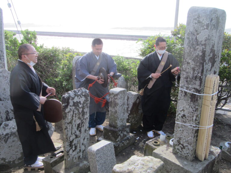 投稿についてもっと詳しく 4月16日　川せがき法要が行われました。