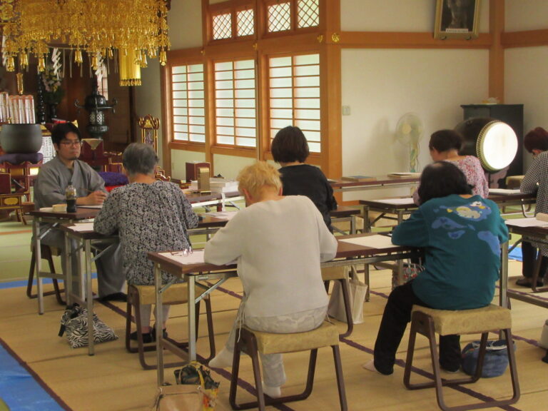 投稿についてもっと詳しく 6月14日　妙見宮にて書道教室が開催されました。次回は28日、７月は5日、19日です。